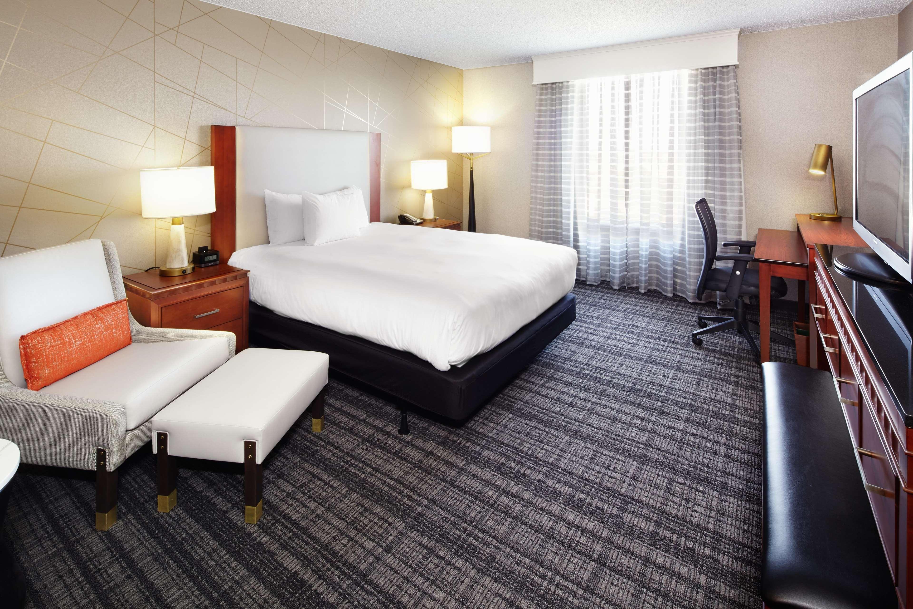 Doubletree By Hilton Dallas Near The Galleria Dış mekan fotoğraf