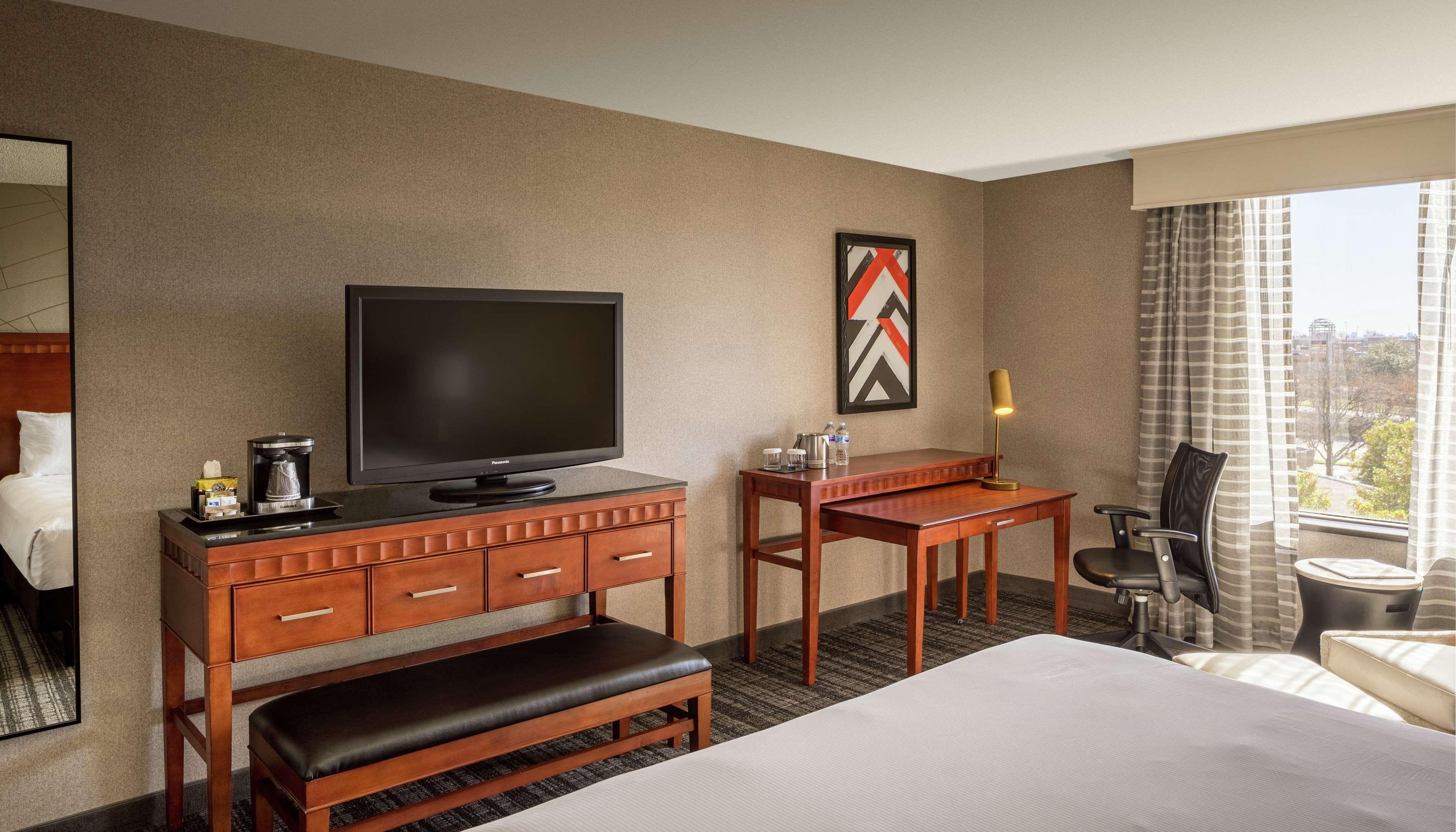 Doubletree By Hilton Dallas Near The Galleria Dış mekan fotoğraf