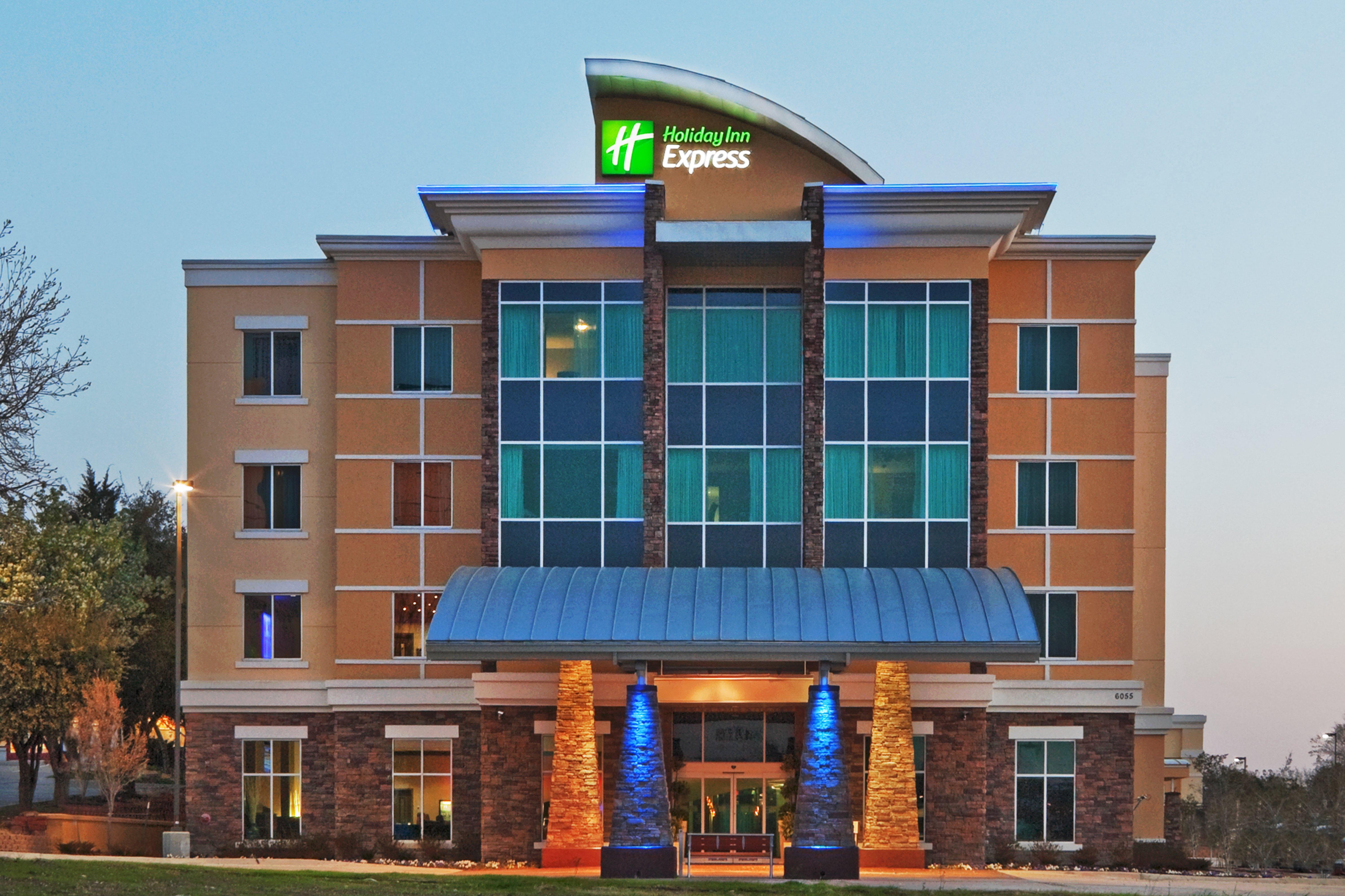 Doubletree By Hilton Dallas Near The Galleria Dış mekan fotoğraf