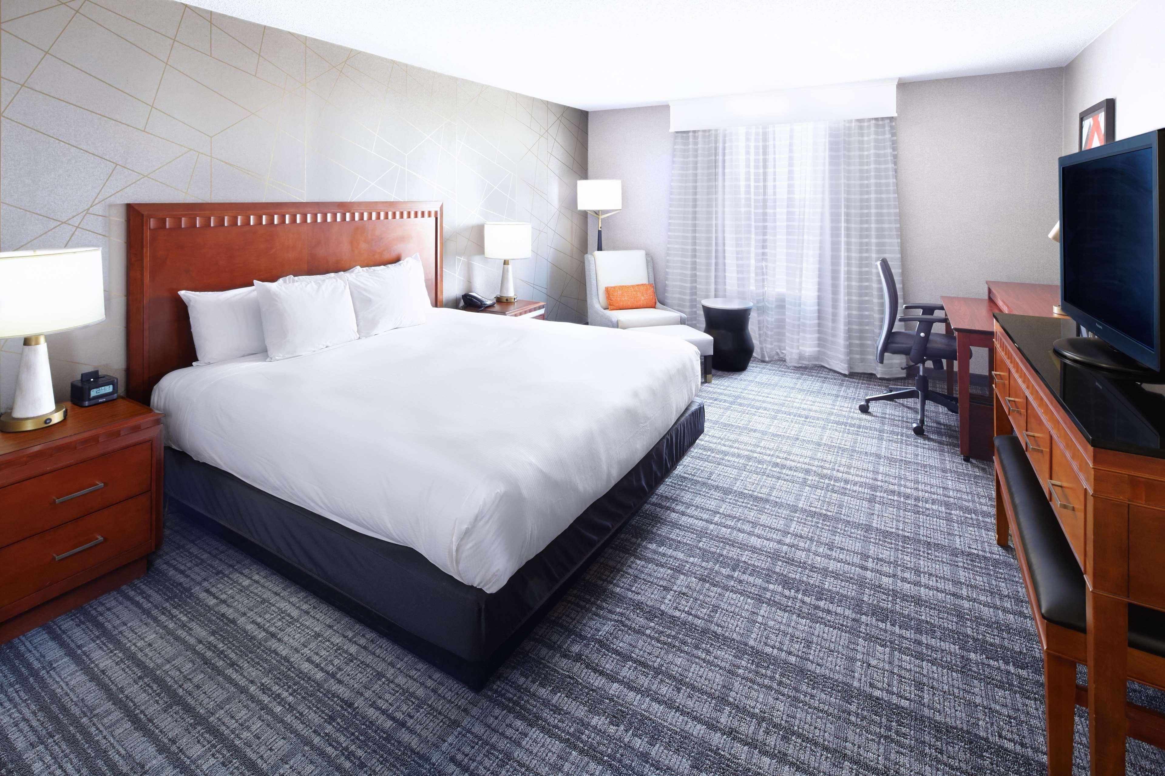 Doubletree By Hilton Dallas Near The Galleria Dış mekan fotoğraf