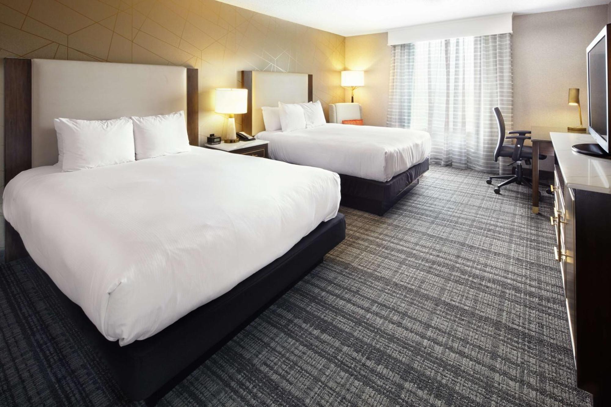 Doubletree By Hilton Dallas Near The Galleria Dış mekan fotoğraf